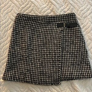 Zara Black and White Girls Houndstooth Skirt